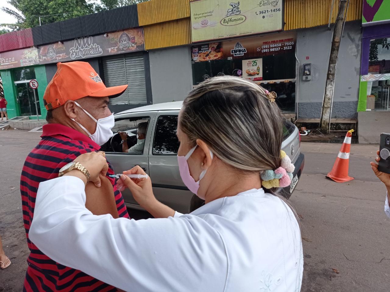 Vacinação em Bacabal alcança idosos a partir de 80 anos em sistema de Drive Thru