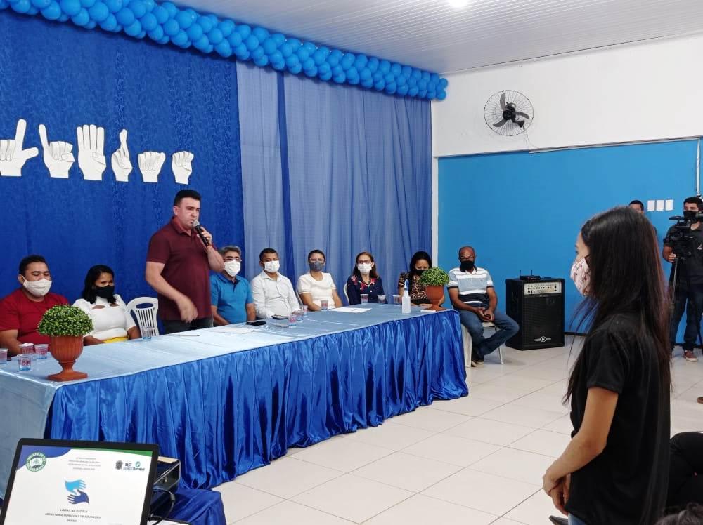 Prefeitura de Bacabal lança o projeto Libras na Escola