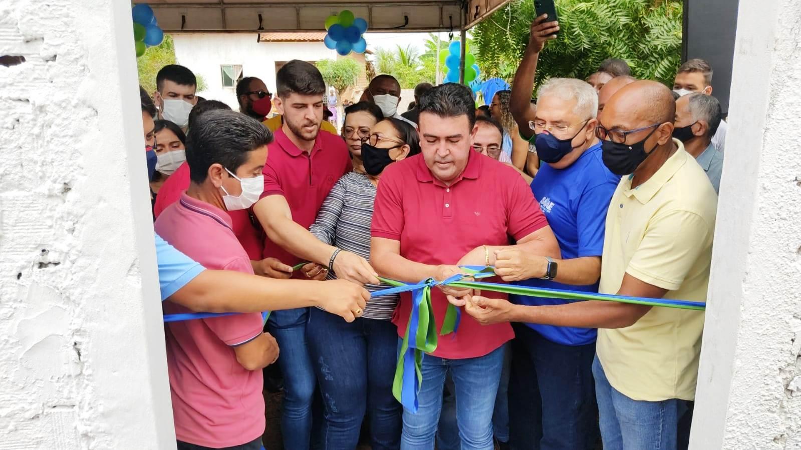 Prefeitura inaugura novo poço com vazão de 12 mil litros/hora no povoado Bela Vista.