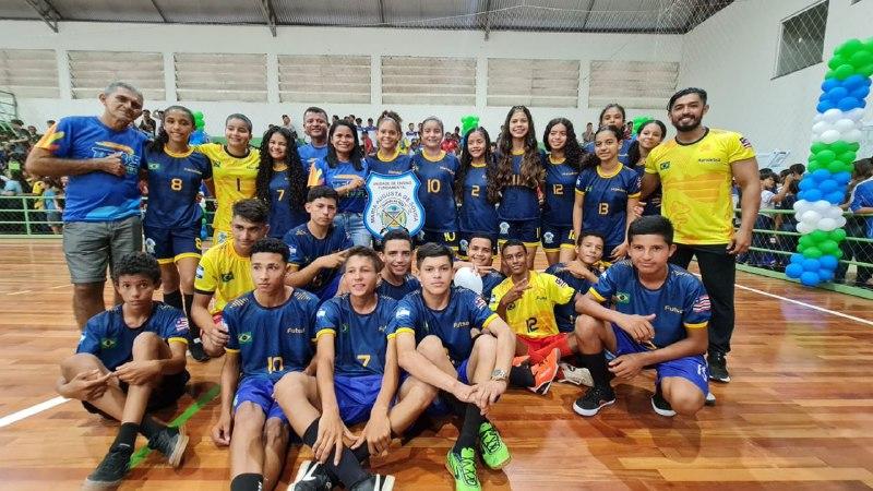 Vibração e entusiasmo das torcidas marcam a abertura dos Jogos Escolares Bacabalenses