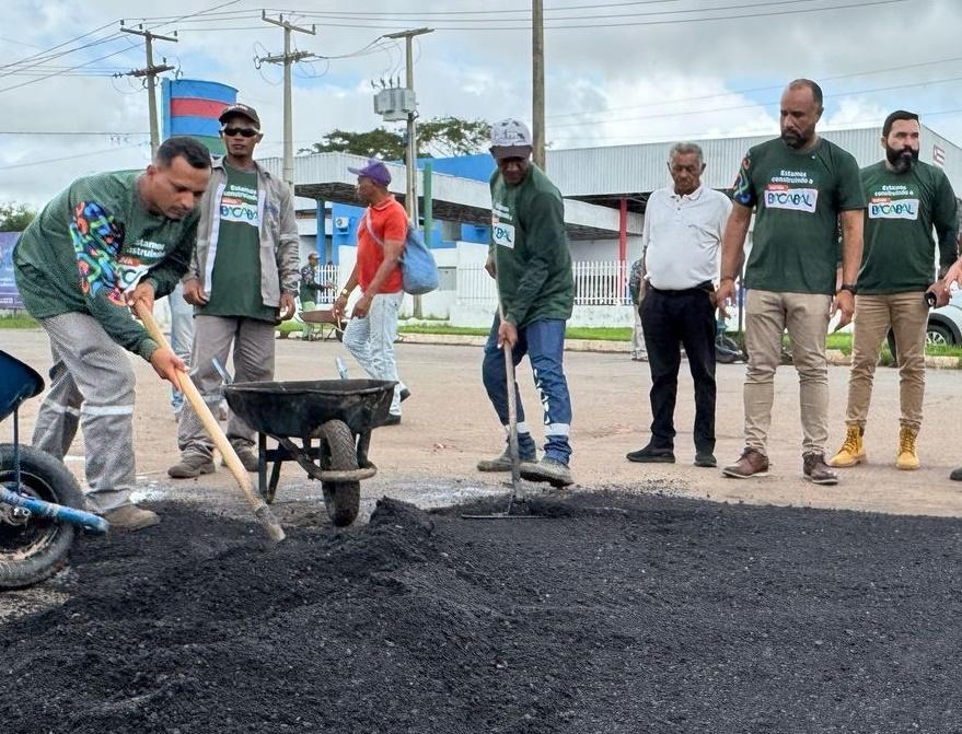 Prefeitura de Bacabal inicia operação tapa-buracos pelo Centro Cultural